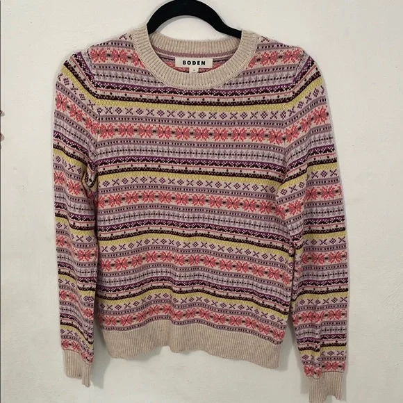 Boden Women's Lilac and Cream Patterned Sweater - Picture 1 of 9